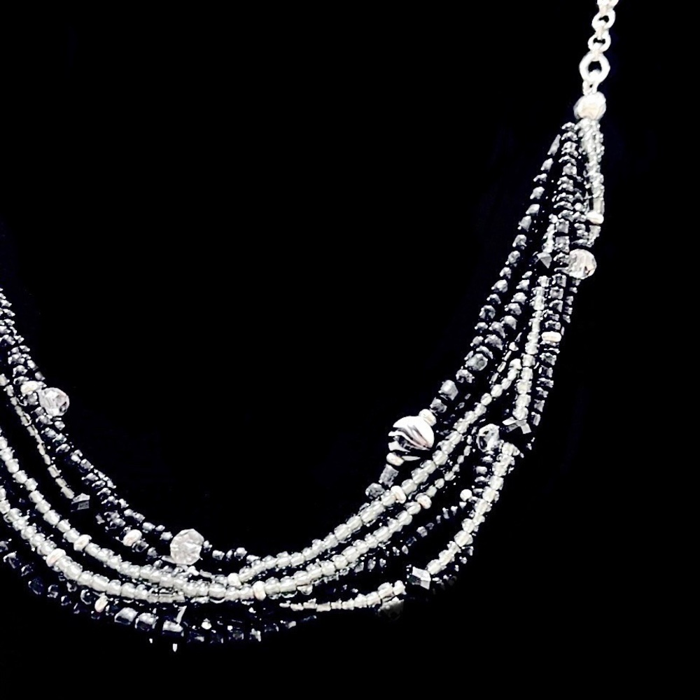 Multi-Stranded Black & White Set - image 3